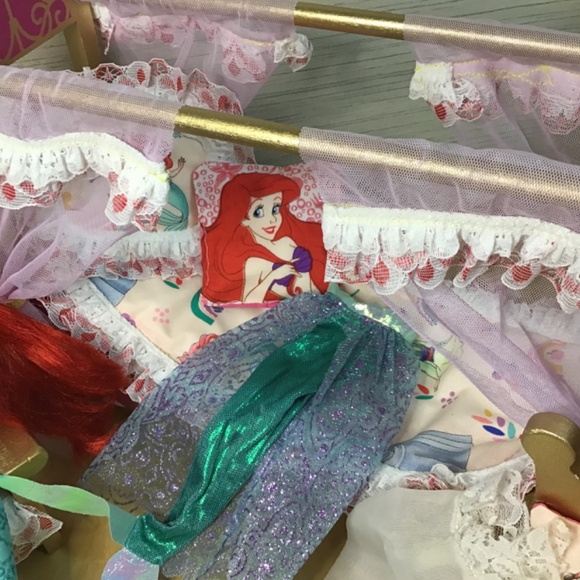 Princess Doll and Princess Bed - Picture 5 of 11